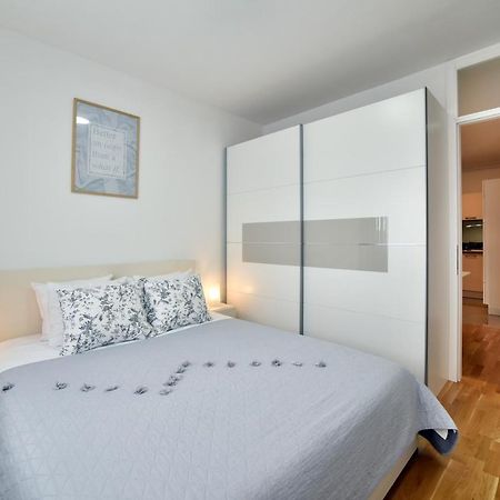 First Class Apartment, Free Parking 萨格勒布 外观 照片