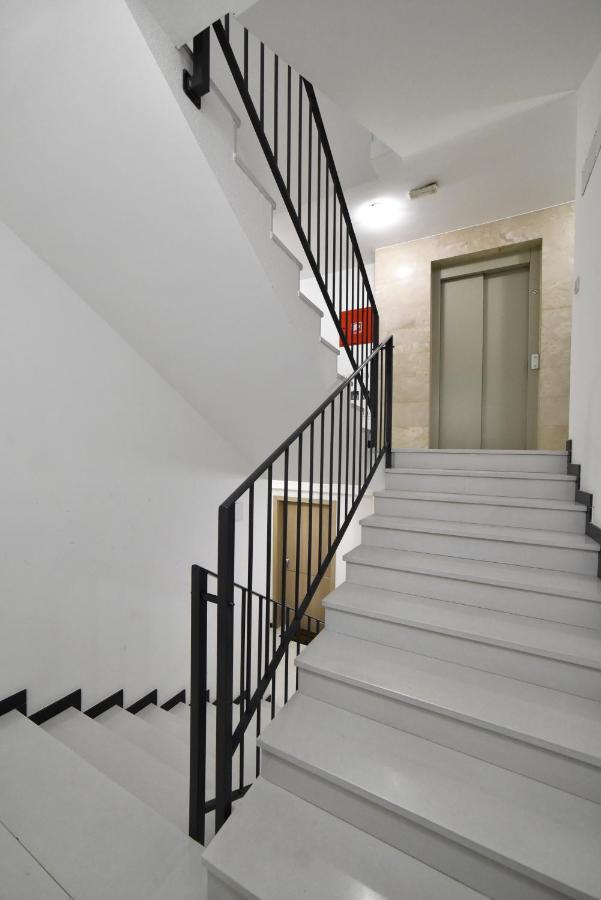 First Class Apartment, Free Parking 萨格勒布 外观 照片
